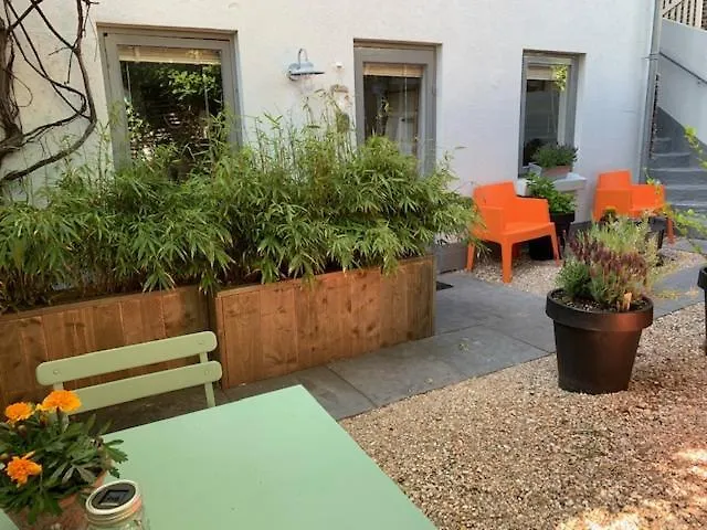 Appartement 'T Souterrain Zandvoort Apartman